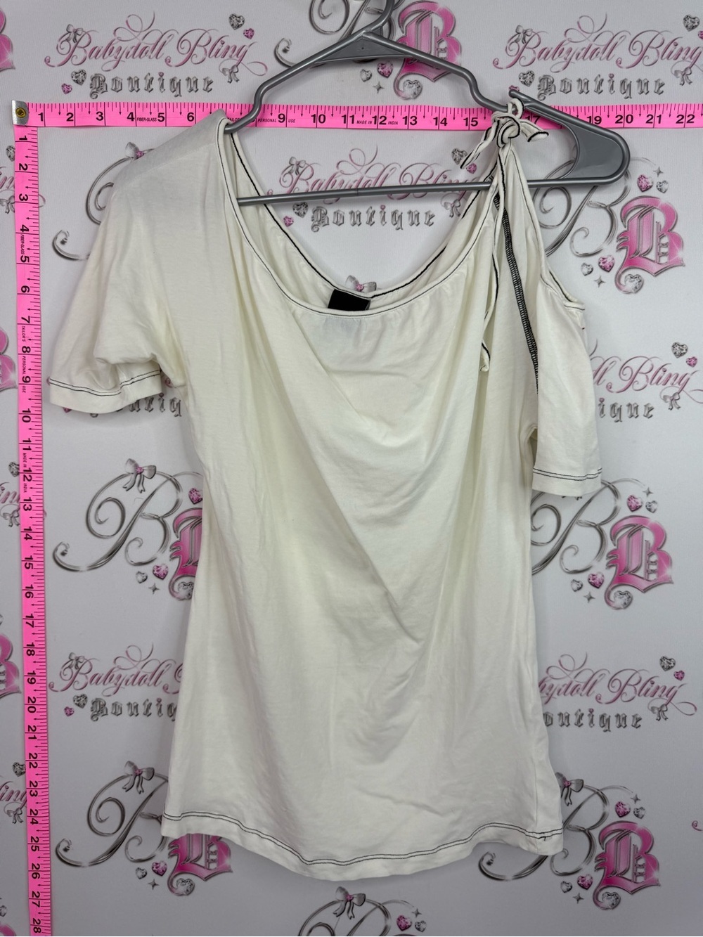 Nike RARE top 2000s one shoulder tie Cream Short Sleeve Tie-Shoulder Tee